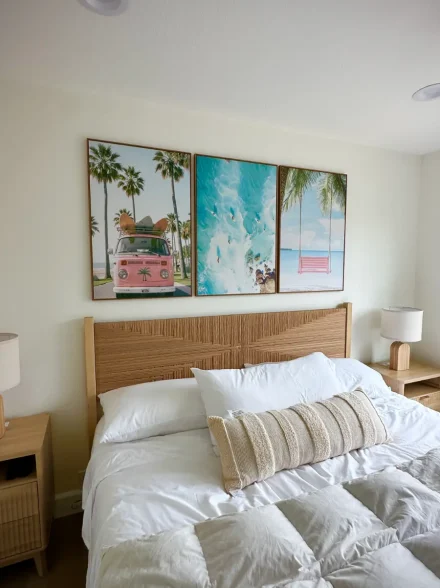 Picture hanging work 1