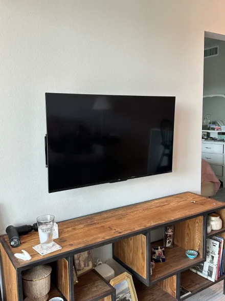 TV installation work 10